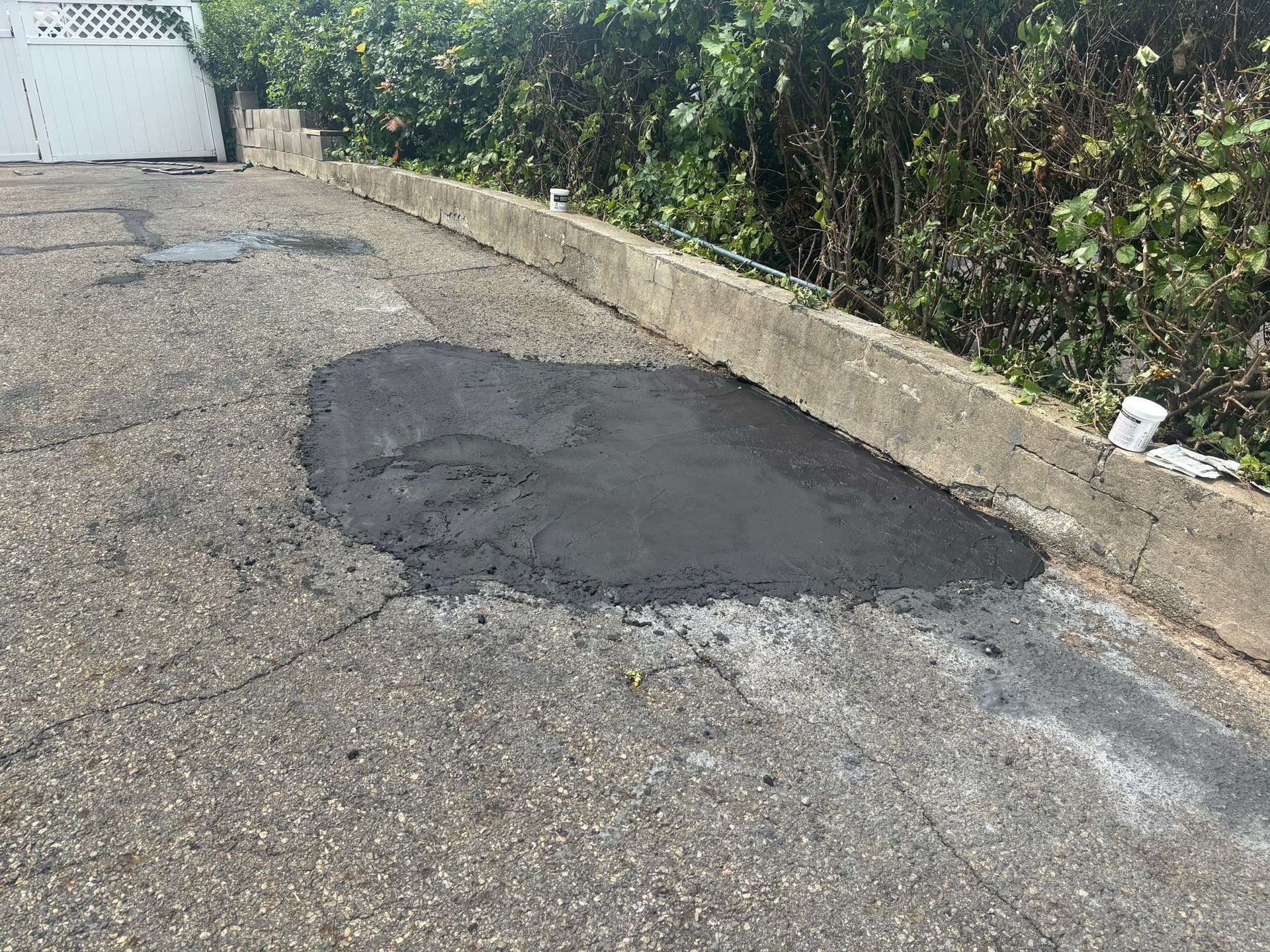 Driveway Restoration & Sealcoating